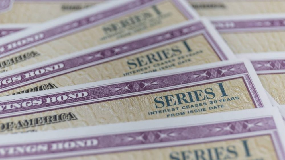 How to deposit savings bonds? 3 easy and quick ways